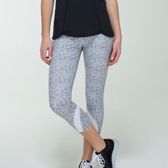 LULULEMON Run Inspire Crop II All Luxtreme Leggings 4 - Picture 1 of 11